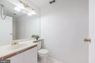 315 New St, Philadelphia, PA 19106 - Photo 17