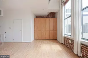 315 New St, Philadelphia, PA 19106 - Photo 9