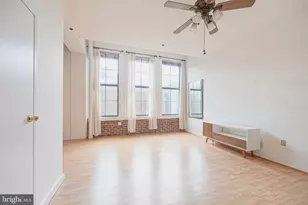 315 New St, Philadelphia, PA 19106 - Photo 5
