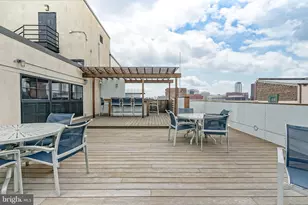 315 New St, Philadelphia, PA 19106 - Photo 7