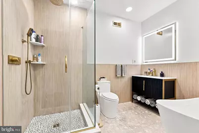 2543 S 17th Street, Philadelphia, PA 19145 - Photo 17