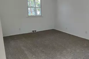 574 Remsen Rd, Philadelphia, PA 19115 - Photo 13