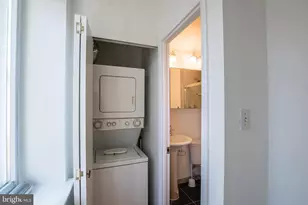 1137 Pine St, Philadelphia, PA 19107 - Photo 17