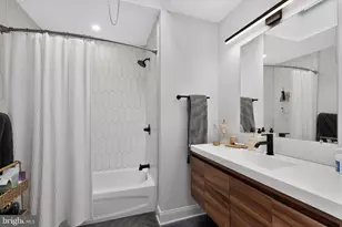 5961 Jannette St, Philadelphia, PA 19128 - Photo 29