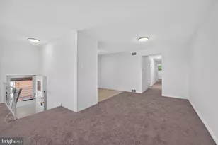 2261 Strahle St, Philadelphia, PA 19152 - Photo 5