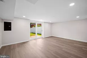 857 Green Valley Dr, Philadelphia, PA 19128 - Photo 23