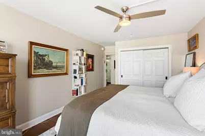 200 Locust Street #16DN, Philadelphia, PA 19106 - Photo 17