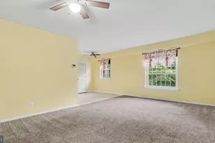 4000 Gypsy Ln, Philadelphia, PA 19129 - Photo 7
