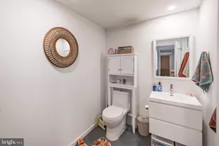 152 W Laurel St, Philadelphia, PA 19123 - Photo 7