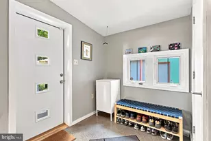 8125 Shawnee St, Philadelphia, PA 19118 - Photo 11
