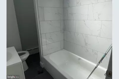 2327 S Bonsall Street, Philadelphia, PA 19145 - Photo 11