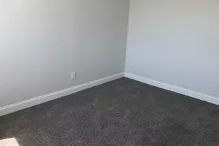 2327 S Bonsall St, Philadelphia, PA 19145 - Photo 9