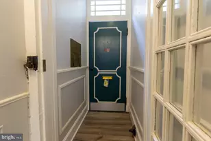 927 Clinton St, Philadelphia, PA 19107 - Photo 11