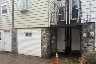 5959 Elsinore St, Philadelphia, PA 19120 - Photo 9
