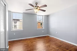2009 S Darien St, Philadelphia, PA 19148 - Photo 9