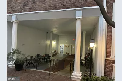 1010 Spruce Street #1F, Philadelphia, PA 19107 - Photo 19