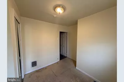 2049 S Beechwood Street, Philadelphia, PA 19145 - Photo 9