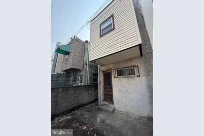 2049 S Beechwood Street, Philadelphia, PA 19145 - Photo 23