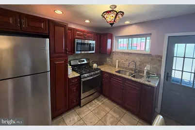 2049 S Beechwood Street, Philadelphia, PA 19145 - Photo 7