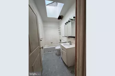 622 Sears Street, Philadelphia, PA 19147 - Photo 11