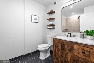 1136 S 22nd St, Philadelphia, PA 19146 - Photo 29