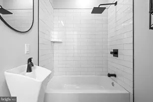1136 S 22nd St, Philadelphia, PA 19146 - Photo 23