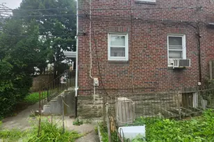 1415 E Washington Ln, Philadelphia, PA 19138 - Photo 3