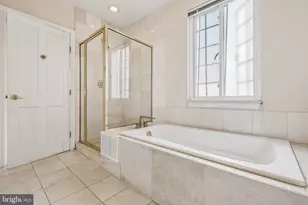 1512 Spruce St, Philadelphia, PA 19102 - Photo 31