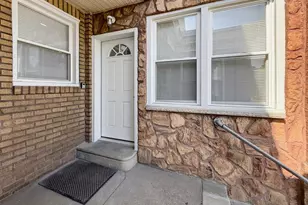 5825 Hoffman Ave, Philadelphia, PA 19143 - Photo 7