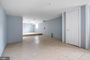 851 S 57th St, Philadelphia, PA 19143 - Photo 17