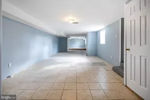851 S 57th St, Philadelphia, PA 19143 - Photo 19