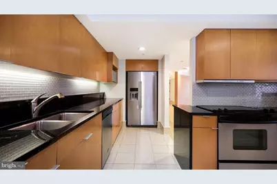 1737 Chestnut Street #701, Philadelphia, PA 19103 - Photo 5