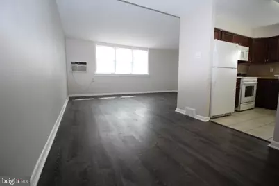 8208 Rockwell Avenue, Philadelphia, PA 19111 - Photo 5