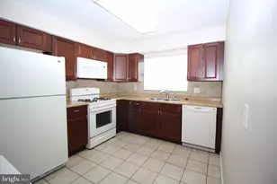 8208 Rockwell Ave, Philadelphia, PA 19111 - Photo 7