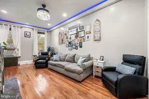 722 Christian St, Philadelphia, PA 19147 - Photo 5