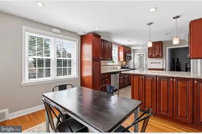 461 Summit Avenue, Philadelphia, PA 19128 - Photo 9