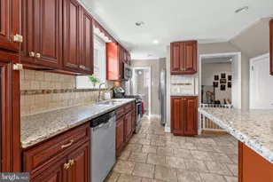 461 Summit Ave, Philadelphia, PA 19128 - Photo 15