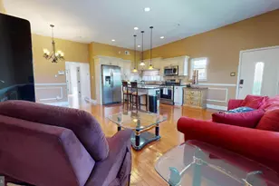 8902 Blue Grass Rd, Philadelphia, PA 19152 - Photo 3