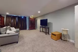 8902 Blue Grass Rd, Philadelphia, PA 19152 - Photo 45