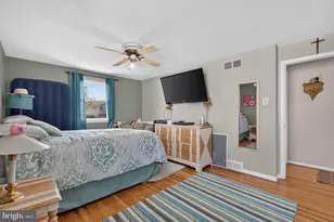 1127 Hower Ln, Philadelphia, PA 19115 - Photo 33
