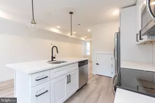 2120 W Master St, Philadelphia, PA 19121 - Photo 9
