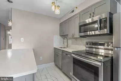 303 S 11th Street #15, Philadelphia, PA 19107 - Photo 7