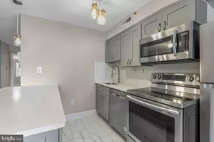 303 S 11th St, Philadelphia, PA 19107 - Photo 7