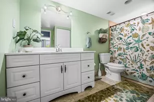 200 Lombard St, Philadelphia, PA 19147 - Photo 33