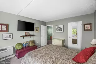 200 Lombard St, Philadelphia, PA 19147 - Photo 31