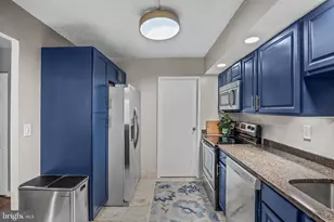 200 Lombard St, Philadelphia, PA 19147 - Photo 15