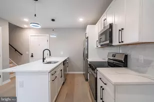 719 Dickinson St, Philadelphia, PA 19147 - Photo 3