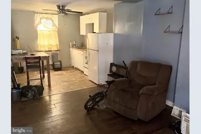 1325 S Hollywood Street, Philadelphia, PA 19146 - Photo 3