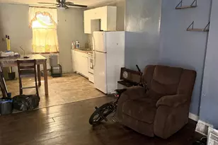 1325 S Hollywood St, Philadelphia, PA 19146 - Photo 3