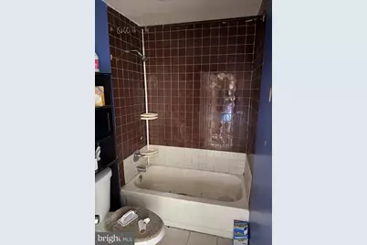 1325 S Hollywood Street, Philadelphia, PA 19146 - Photo 7
